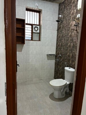 Bathroom in 1 RK Builder Floor at Sector 45 – for Rent