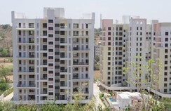 3 BHK + Servant Room Apartment For Rent in Mont Vert Belair