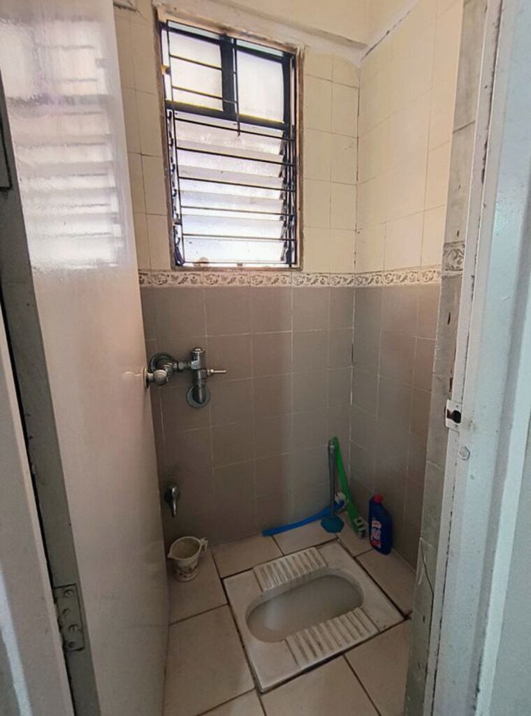 Bathroom, magarpatta-city-heliconia 1 Bedroom 500 Sq.Ft. Apartment In Hadapsar Pune 10412718