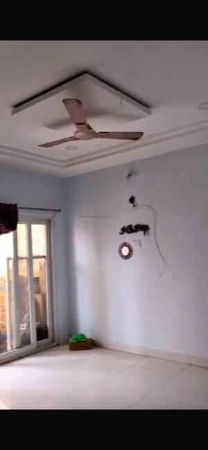 Room in 3 BHK Apartment at Cyber Homes Lake Vision, Narsingi – for Rent