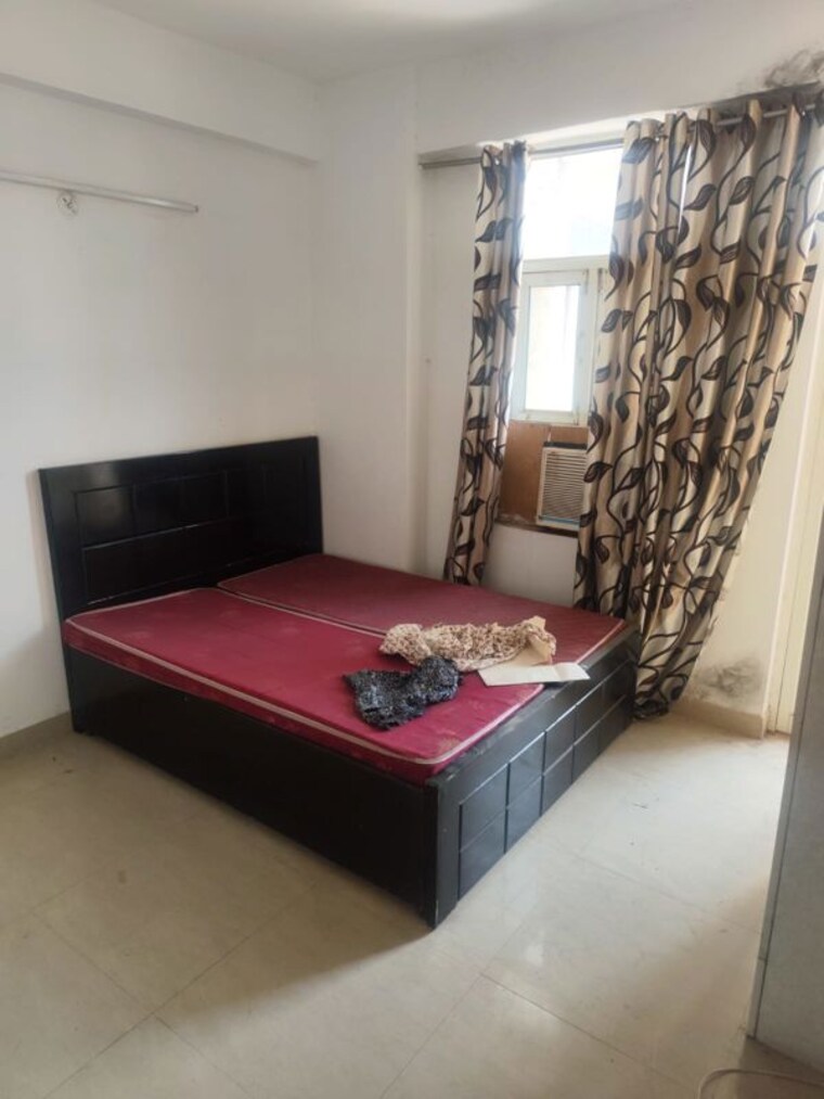 Bedroom, shree-vardhman-mantra 2 Bedroom 800 Sq.Ft. Apartment In Sector 67 Gurgaon 10412743
