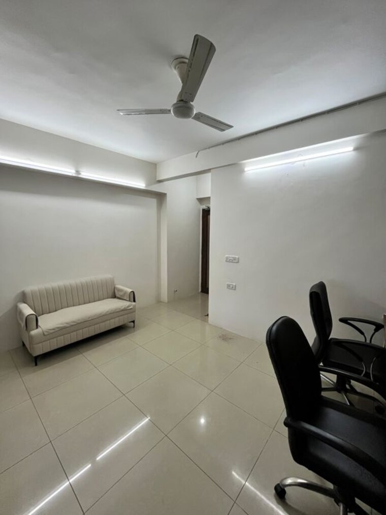 Team Area, prahlad nagar Commercial Office Space 150 Sq.Ft. In Prahlad Nagar Ahmedabad 10412740