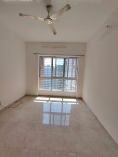 2 BHK + Pooja Room Apartment For Rent in Lodha Amara