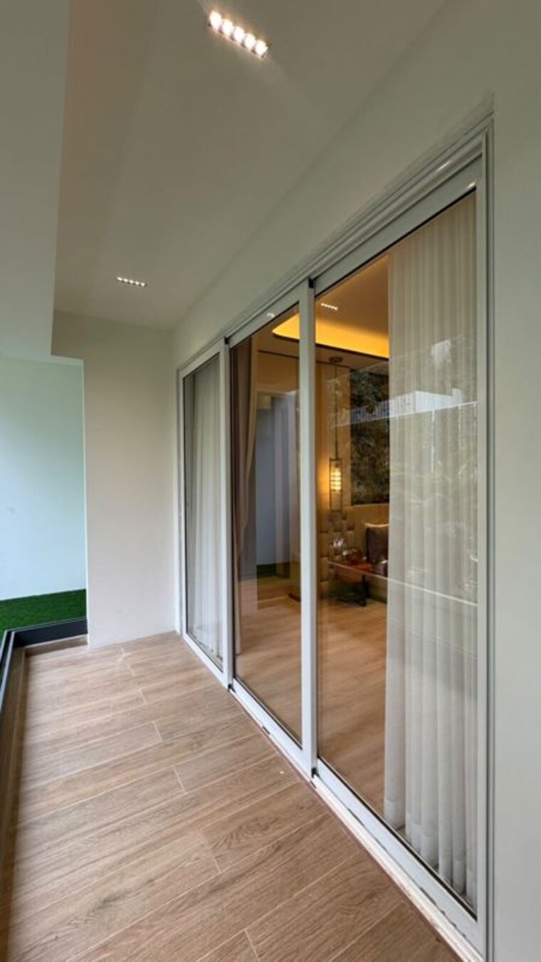 Balcony, raymond-the-address-by-gs 3 Bedroom 1037 Sq.Ft. Apartment In Sion East Mumbai 10412806