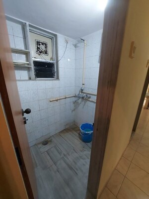 Bathroom in 1 BHK Apartment at Joshi Vadi – for Rent