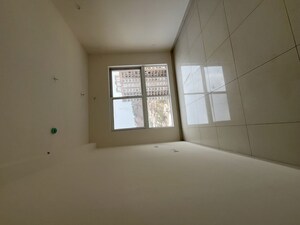 Room in 2 BHK Apartment at Godrej Green Cove, Mahalunge – for Rent