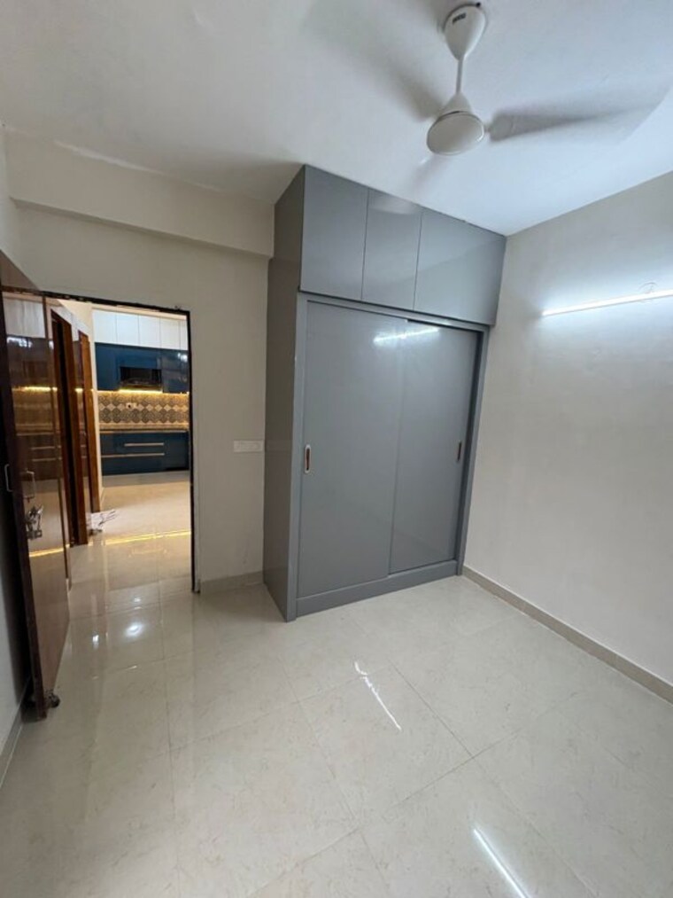 Room, signature-the-millennia-3 2 Bedroom 1000 Sq.Ft. Apartment In Sector 37d Gurgaon 10412835
