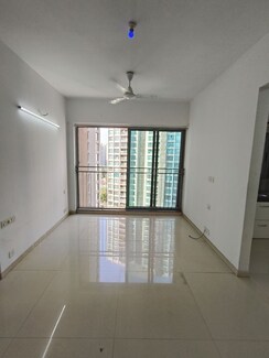 2 BHK Apartment For Sale in Kalpataru The Sunrise