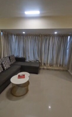 2 BHK Apartment For Sale in Arshie Complex