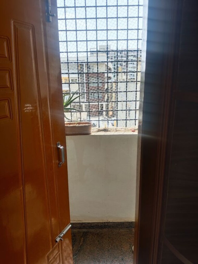 Balcony, keerthana-residency 1 Bedroom 550 Sq.Ft. Apartment In Kadubeesanahalli Bangalore 10412909