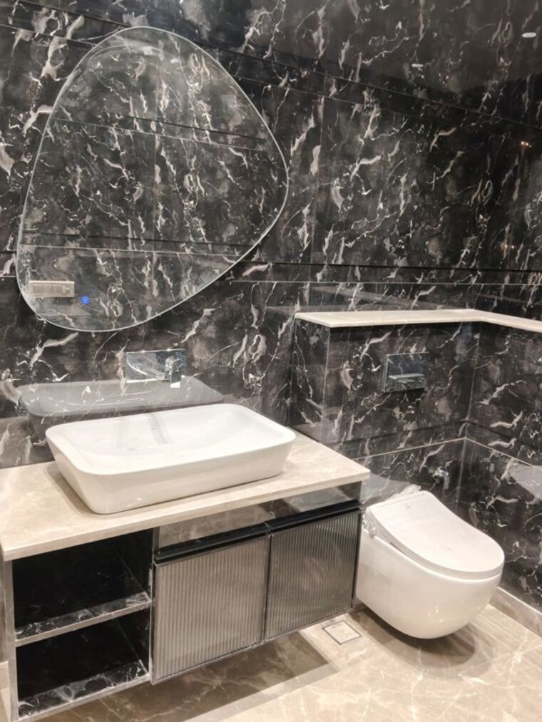 Attached Bathroom, sector 48 3 Bedroom 260 Sq.Yd. Builder Floor In Sector 48 Gurgaon 10412904