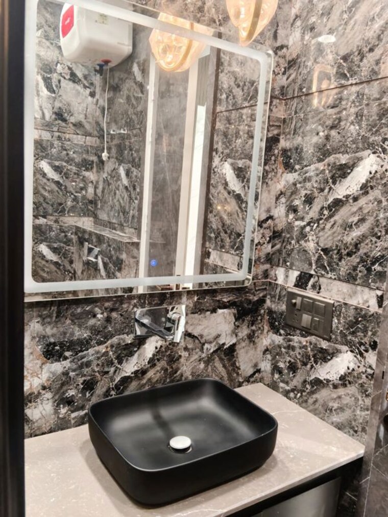 Attached Bathroom, sector 48 3 Bedroom 260 Sq.Yd. Builder Floor In Sector 48 Gurgaon 10412904