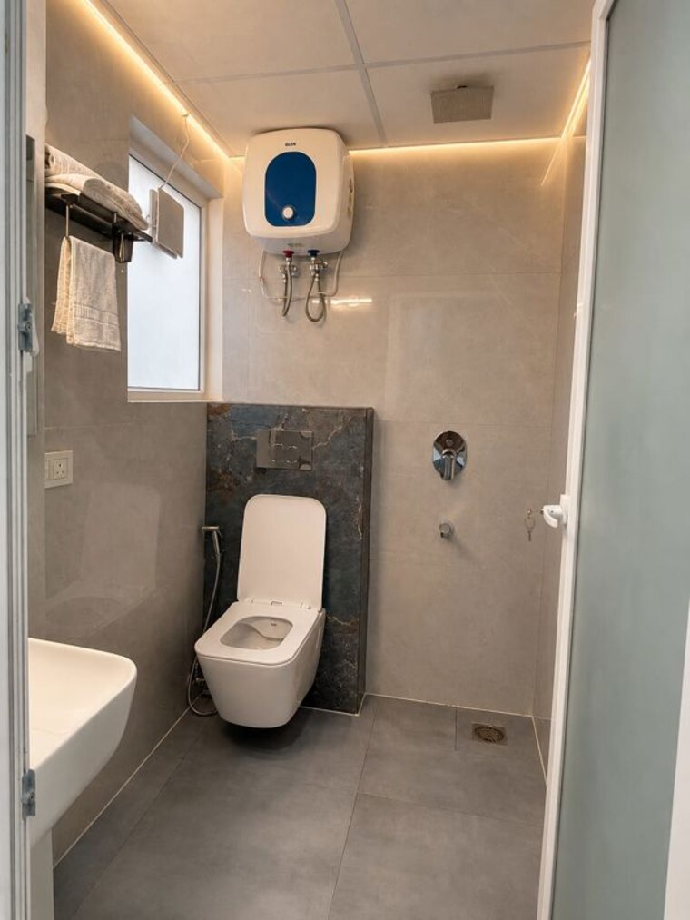 Bathroom, sector 31 1 Bedroom 744 Sq.Ft. Builder Floor In Sector 31 Gurgaon 10412922