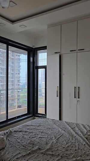 Room in 3 BHK Apartment at Gajra Bhoomi Oscar, Ghansoli – for Sale