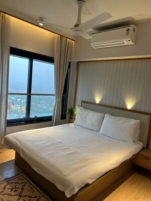 Bedroom in 3 BHK Apartment at Godrej Platinum Mumbai, Vikhroli East – for Rent
