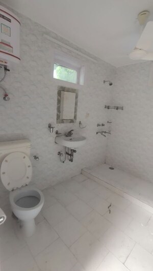 Bathroom in 2 BHK Apartment at Safdarjung Development Area – for Rent