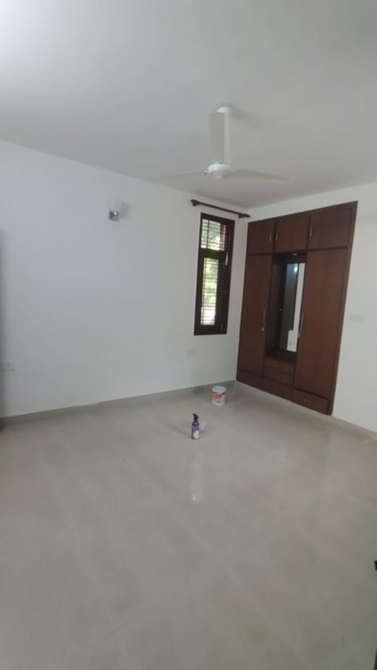 Room, safdarjung development area 2 Bedroom 1250 Sq.Ft. Apartment In Safdarjung Development Area Delhi 10412933