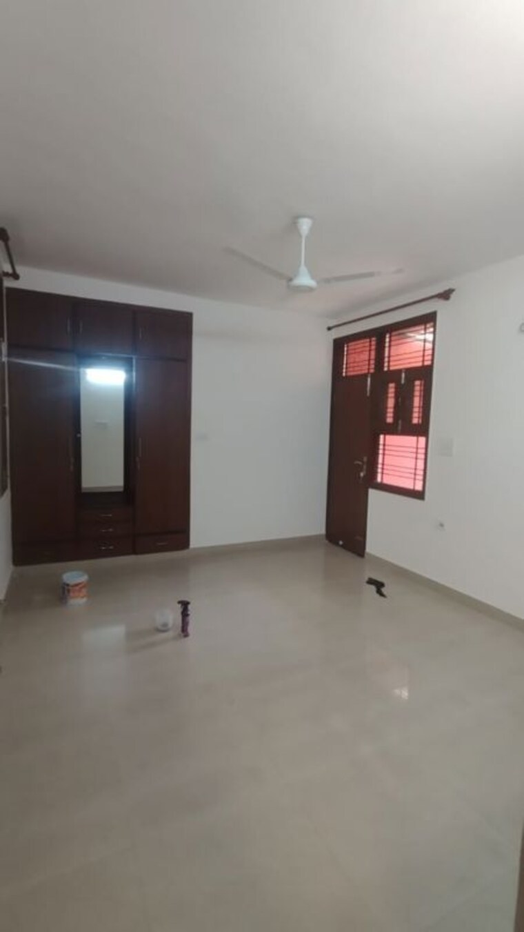 Room, safdarjung development area 2 Bedroom 1250 Sq.Ft. Apartment In Safdarjung Development Area Delhi 10412933
