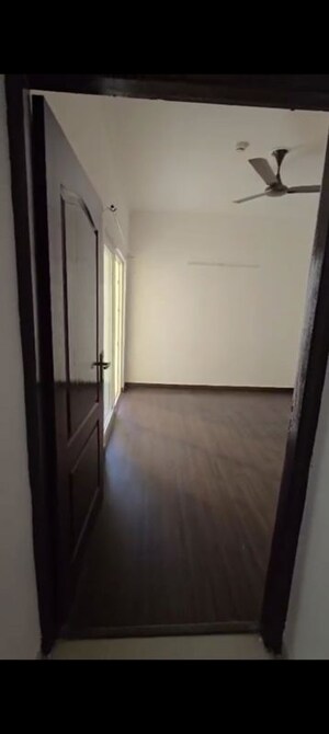 Room in 3 BHK Apartment at Nirala Aspire, Sector 16 Greater Noida – for Sale