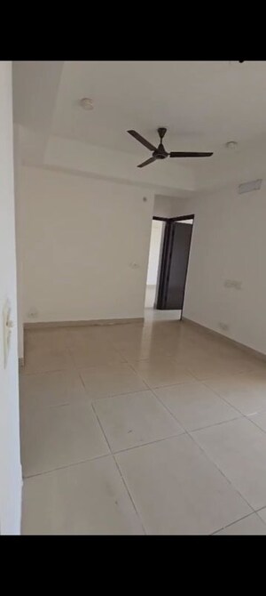 Room in 3 BHK Apartment at Nirala Aspire, Sector 16 Greater Noida – for Sale