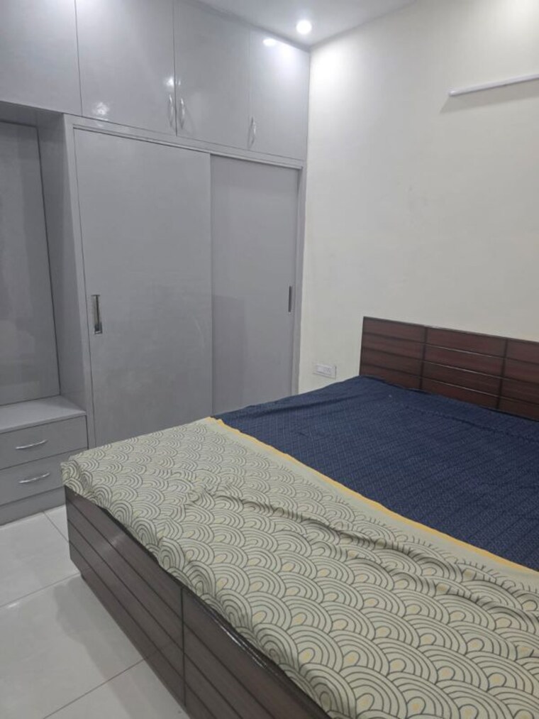Bedroom, maya-garden-city 3 Bedroom 1500 Sq.Ft. Apartment In Lohgarh Zirakpur 10412952