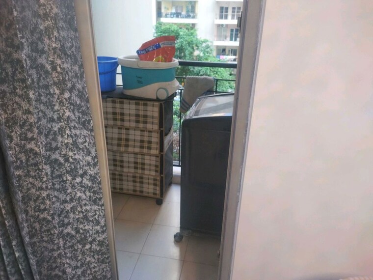 Balcony, gulshan-bellina 2 Bedroom 1105 Sq.Ft. Apartment In Sector 16 Greater Noida Greater Noida 10412966
