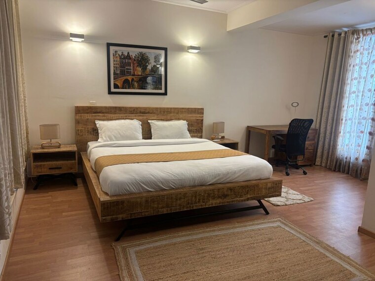 Bedroom, defence colony 3 Bedroom 325 Sq.Yd. Builder Floor In Defence Colony Delhi 10412980
