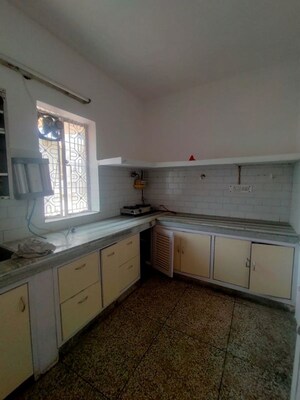 Kitchen in 1 BHK Apartment at Defence Colony – for Rent