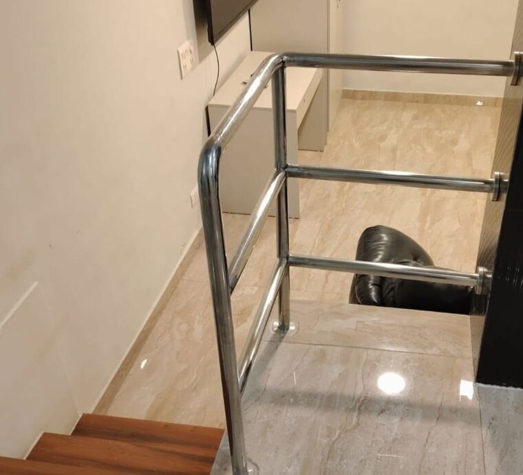 undefined, dlf-royale-residences 4 Bedroom 500 Sq.Yd. Builder Floor In Dlf Phase I Gurgaon 10413005
