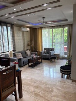 3 BHK + Servant Room Builder Floor For Rent in Chittaranjan Park