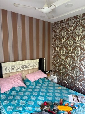 Bedroom in 3 BHK Builder Floor at Chittaranjan Park – for Rent