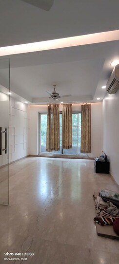 3 BHK + Servant Room Builder Floor For Rent in Uday Park