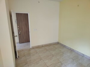 Room in 2.5 BHK Apartment at Panchsheel Greens, Sector 16 Greater Noida – for Sale