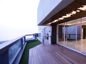 Balcony in 5 BHK Apartment at K Hemani Bay View, Andheri West – for Rent