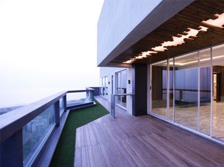 Balcony, k-hemani-bay-view 5 Bedroom 7500 Sq.Ft. Apartment In Andheri West Mumbai 10413048