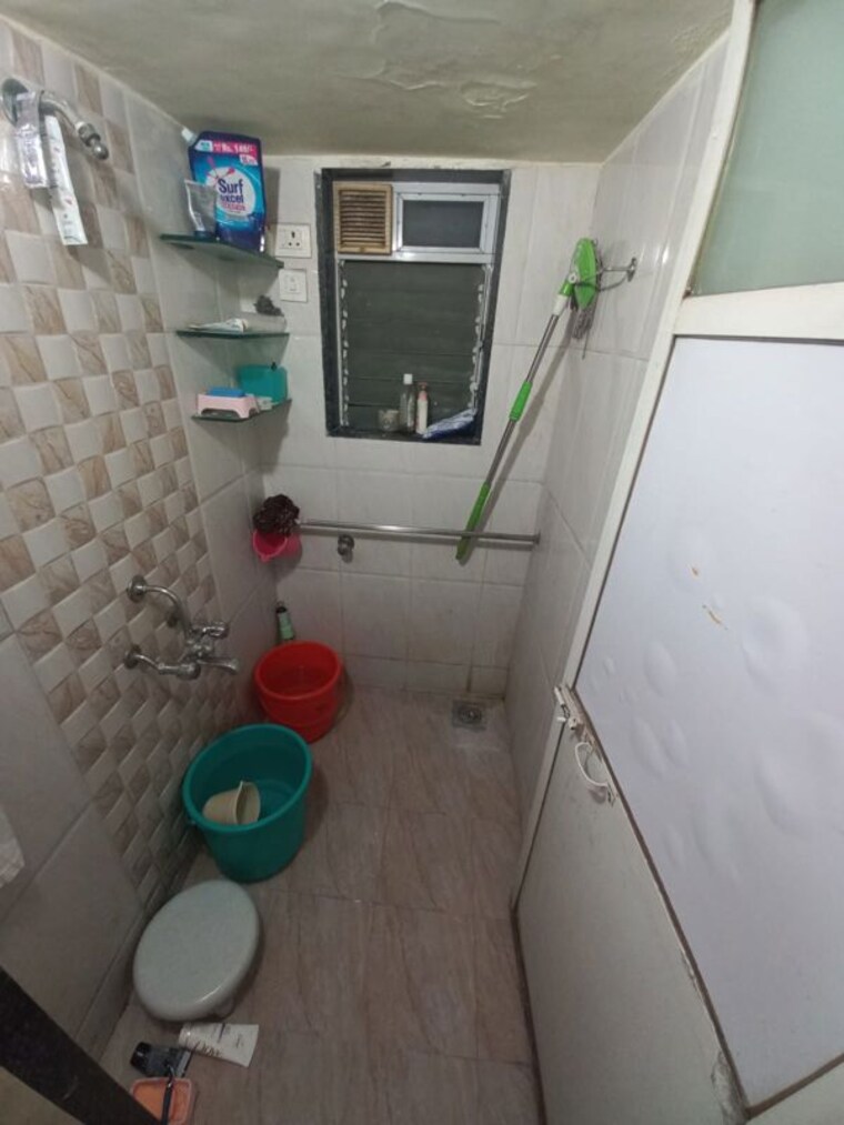 Bathroom, chedda nagar 1 Bedroom 500 Sq.Ft. Apartment In Chedda Nagar Mumbai 10413043