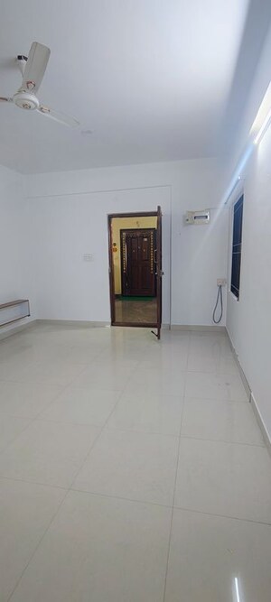 Room in 2 BHK Apartment at Sri Sway Symphony, Byrathi – for Sale