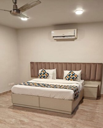 3 BHK 150 Sq.Yd. Builder Floor in DLF Royale Residences