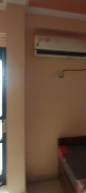 Room in 2 BHK Apartment at Ansal Palam Triangle, Palam Vihar Extension – for Rent