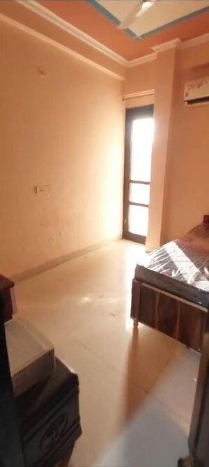 Room in 2 BHK Apartment at Ansal Palam Triangle, Palam Vihar Extension – for Rent