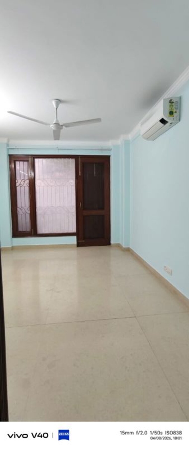 Room, defence colony 3 Bedroom 217 Sq.Yd. Apartment In Defence Colony Delhi 10413105