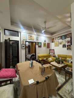 2 BHK Builder Floor For Rent in Kalkaji