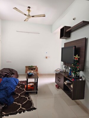 Living Room in 2 BHK Apartment at Halasuru – for Rent