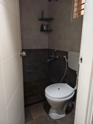 Bathroom in 2 BHK Apartment at Halasuru – for Rent