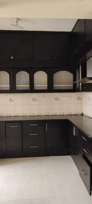 Kitchen in 2 BHK Apartment at Halasuru – for Rent