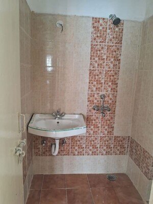 Bathroom in 3 BHK Apartment at Greenwood Apartment, Gomti Nagar – for Rent