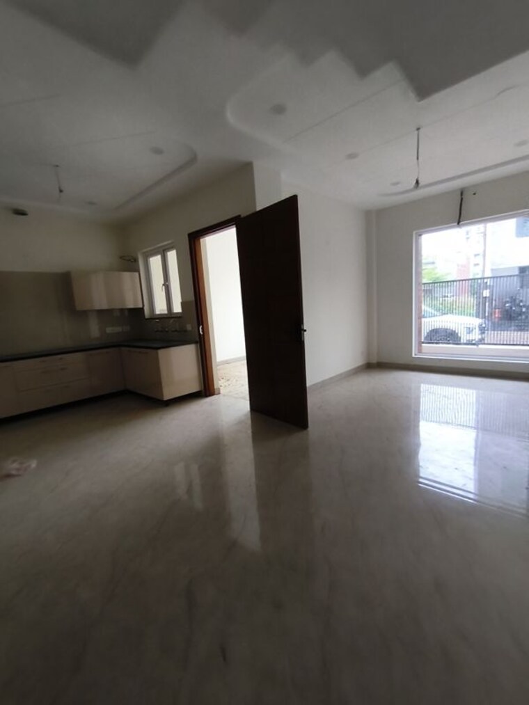 Room, vision-homes-ghazipur 3 Bedroom 111 Sq.Ft. Villa In Ghazipur Zirakpur 10413124