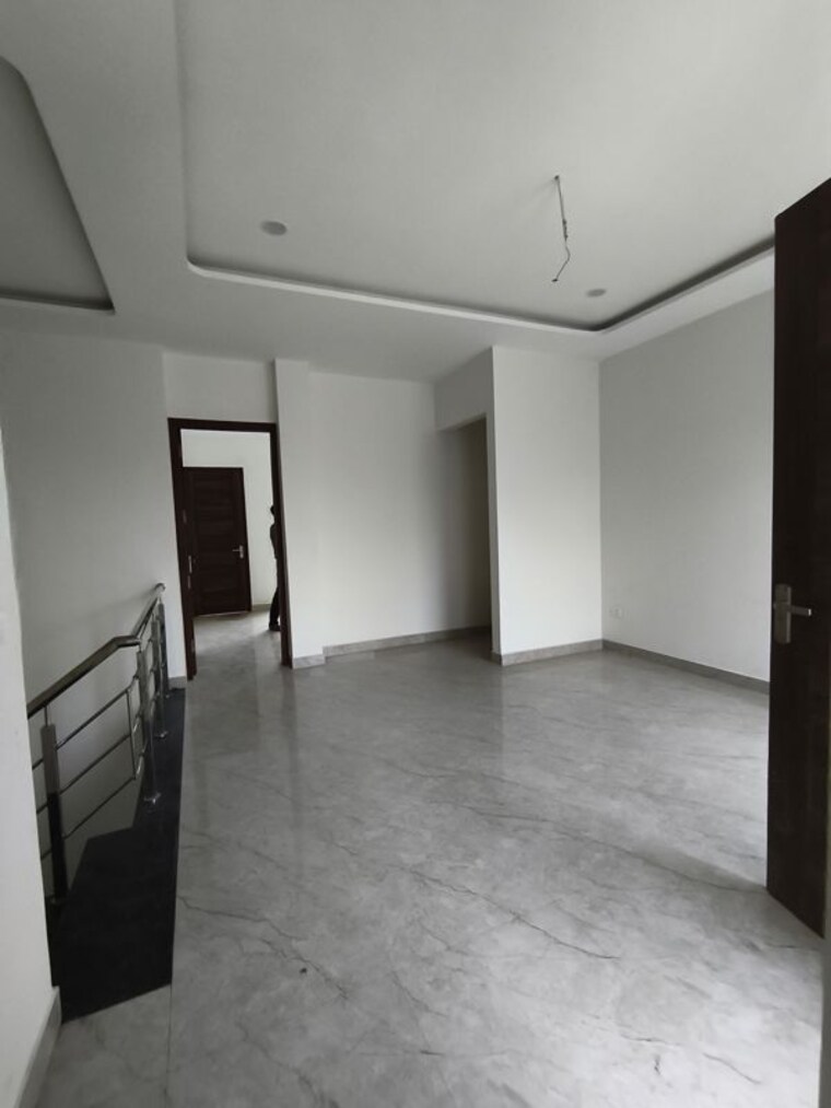 Room, vision-homes-ghazipur 3 Bedroom 111 Sq.Ft. Villa In Ghazipur Zirakpur 10413124