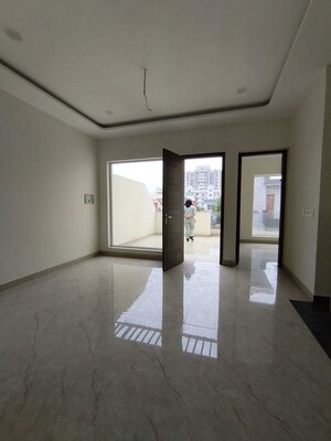 Room in 3 BHK Villa at Vision Homes Ghazipur, Ghazipur – for Sale