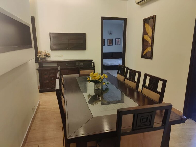 Dining area, defence colony 3 Bedroom 325 Sq.Yd. Builder Floor In Defence Colony Delhi 10413142